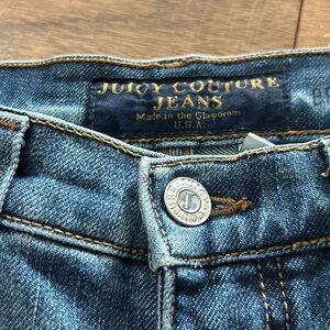 Juicy Couture Jeans Size 27! Low waisted flare.